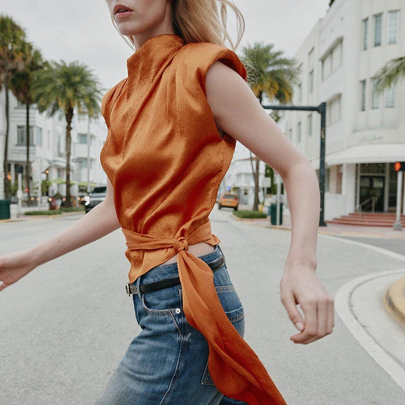 春の新作女性のハイカラーノースリーブシルクサテンテクスチャバ - New Ethnic Fashion のレビューと価格