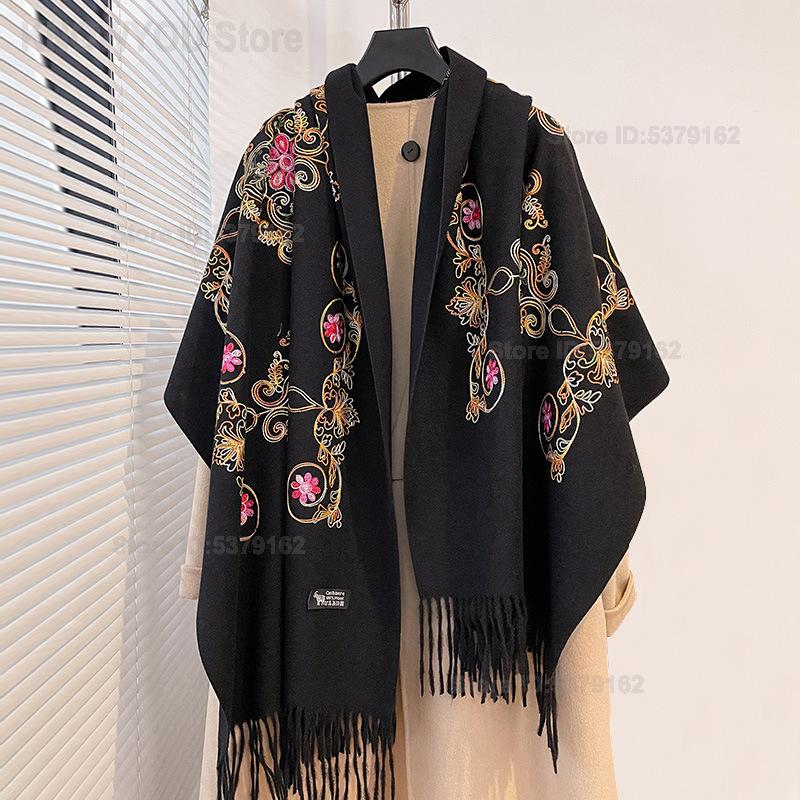 女性用ヴィンテージエスニック刺繍タッセル付きパシュミナショー - Go Ethnic Fashion のレビューと価格